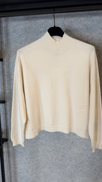 Vicolo Maglia Collo Cratere