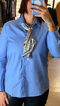Vicolo Camicia con Foulard